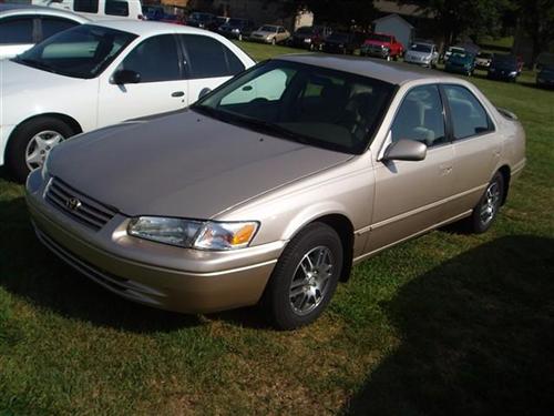 Toyota Camry 1997 photo 1