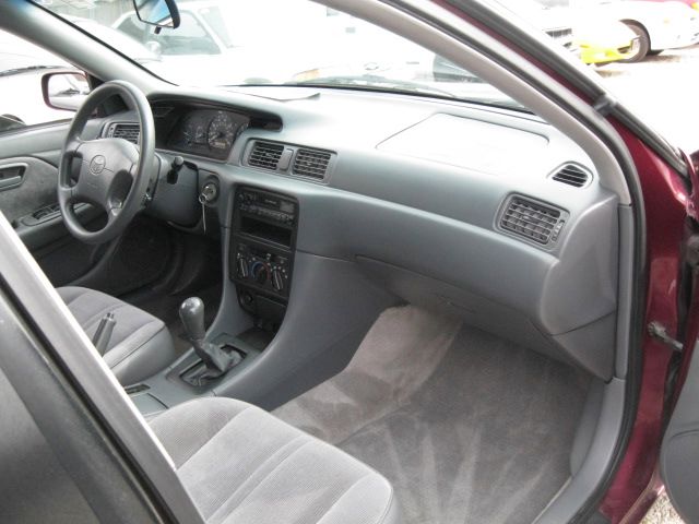 Toyota Camry 1997 photo 2