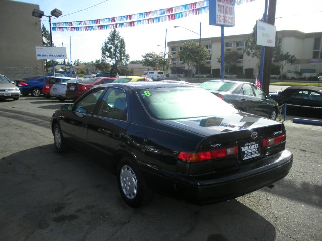 Toyota Camry 1997 photo 1