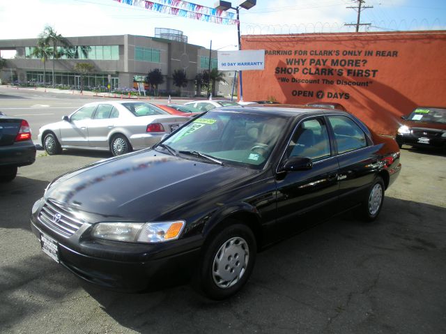 Toyota Camry 1997 photo 3