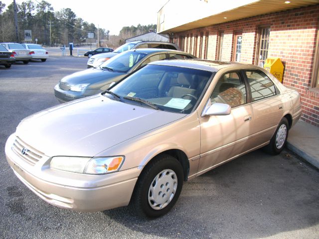 Toyota Camry 1997 photo 3