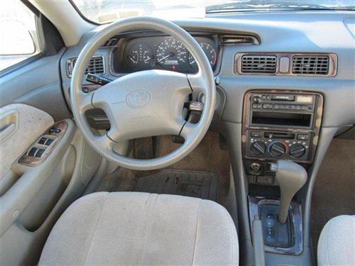 Toyota Camry 1997 photo 2