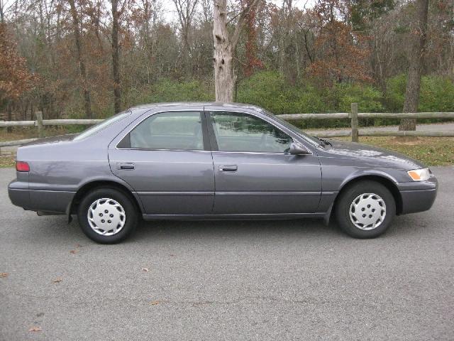 Toyota Camry 1997 photo 1