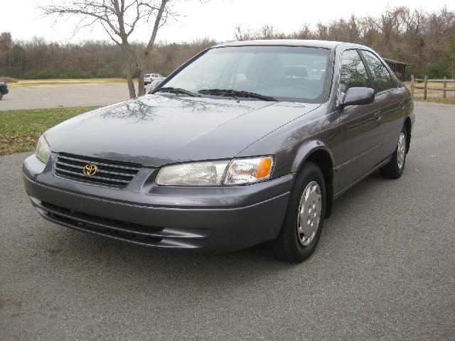 Toyota Camry 1997 photo 3