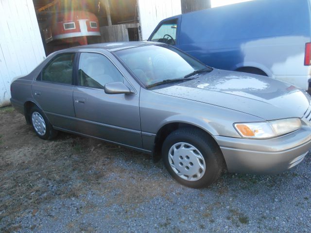 Toyota Camry 1997 photo 3