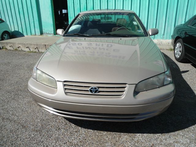 Toyota Camry 1997 photo 1