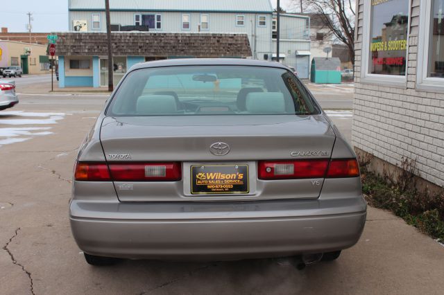 Toyota Camry Enthusiast 2D Roadster Sedan