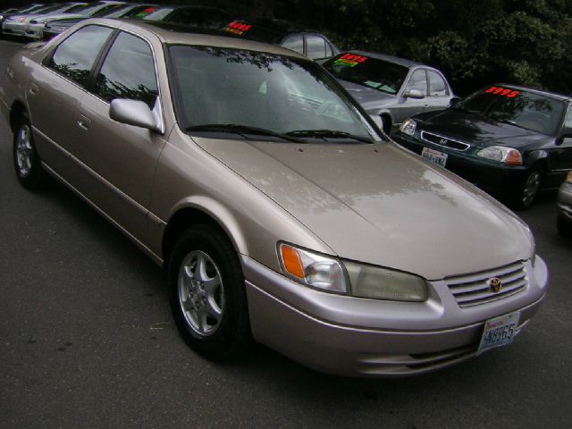 Toyota Camry 1998 photo 12
