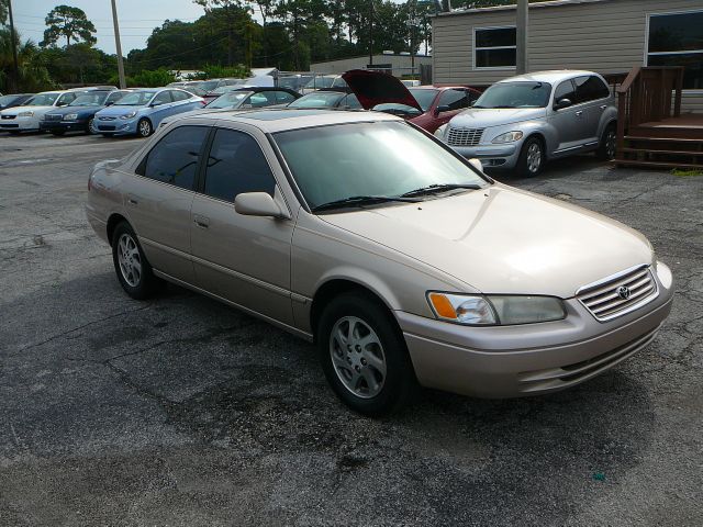 Toyota Camry 1998 photo 1