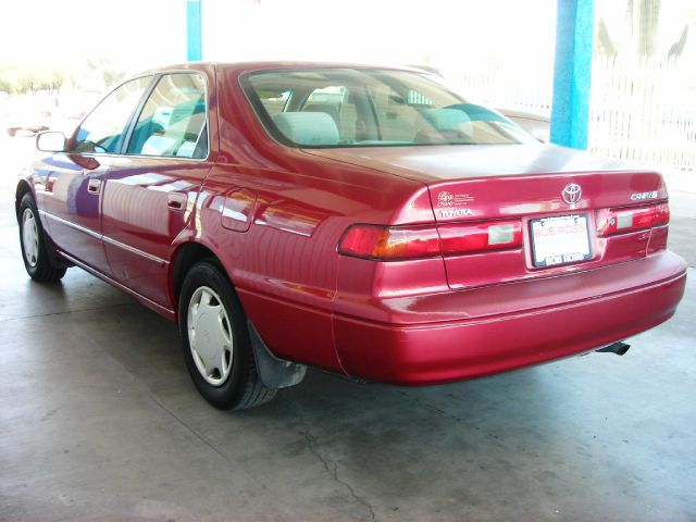 Toyota Camry 1998 photo 3