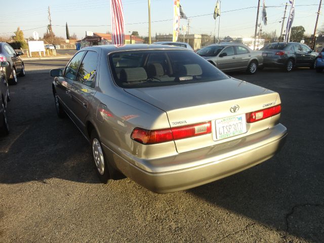 Toyota Camry 1998 photo 1