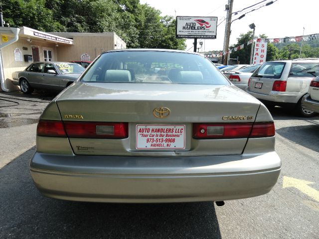Toyota Camry 1998 photo 3