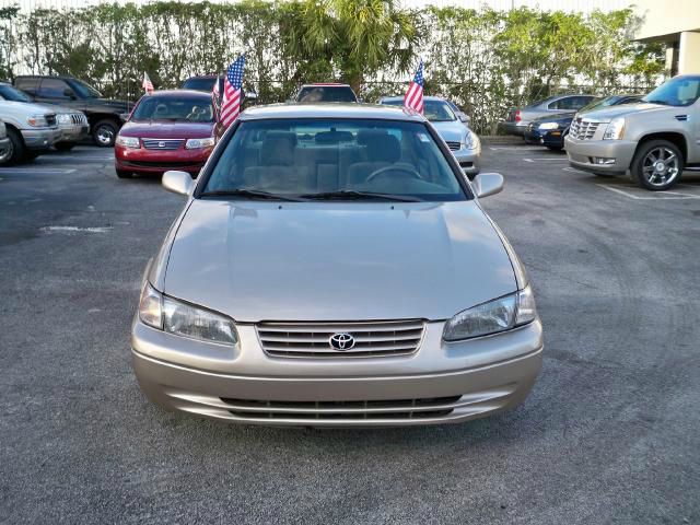 Toyota Camry 1998 photo 3