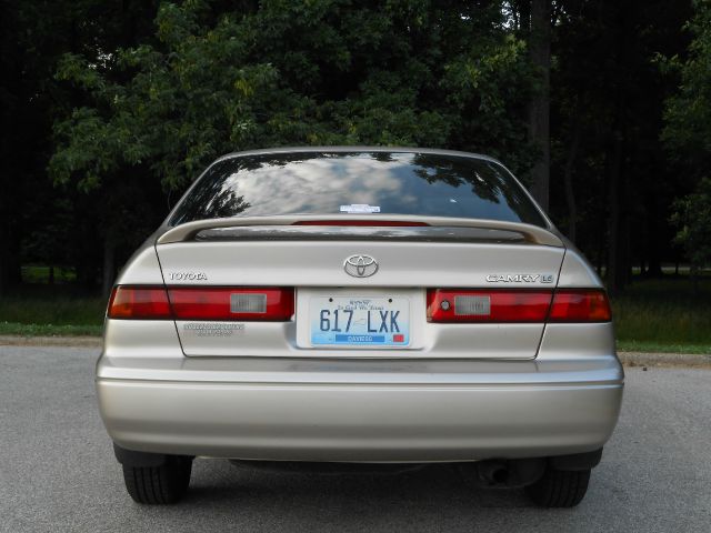 Toyota Camry 1998 photo 0