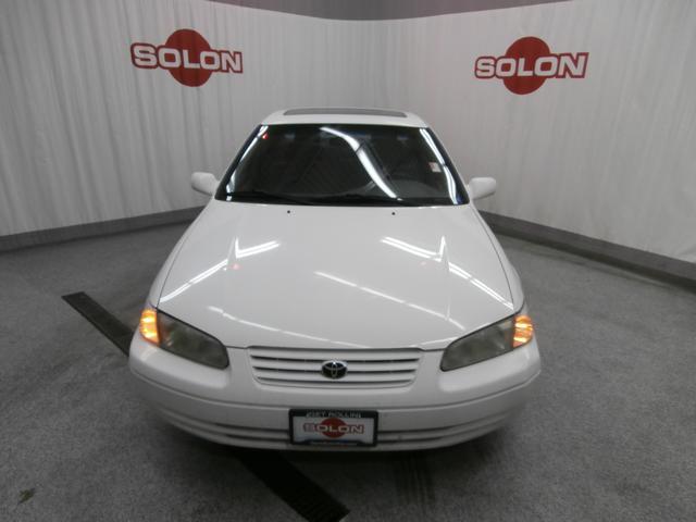 Toyota Camry 1998 photo 3
