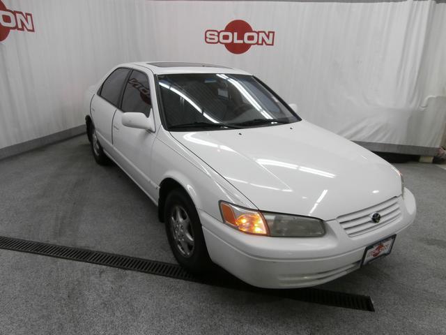 Toyota Camry 1998 photo 4