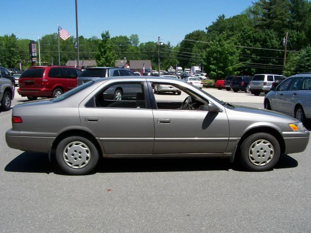 Toyota Camry 1998 photo 1