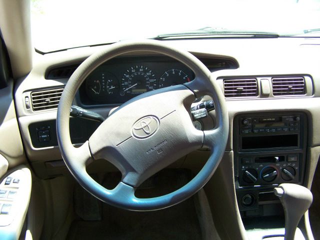 Toyota Camry 1998 photo 10