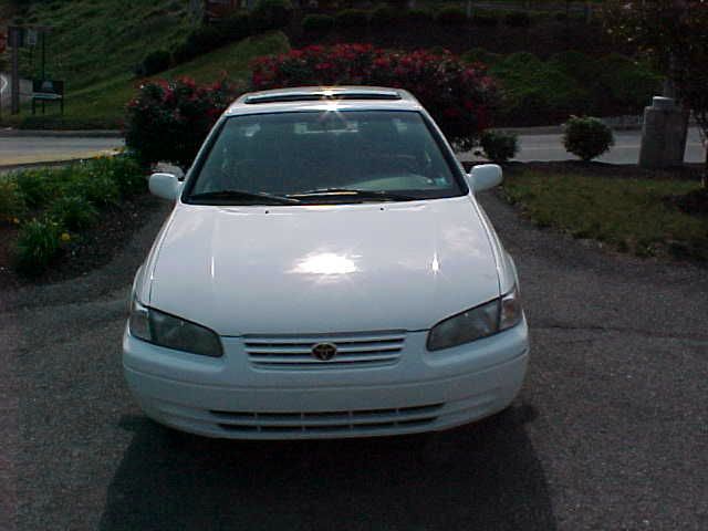 Toyota Camry 1998 photo 8