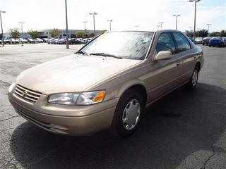Toyota Camry 1998 photo 1