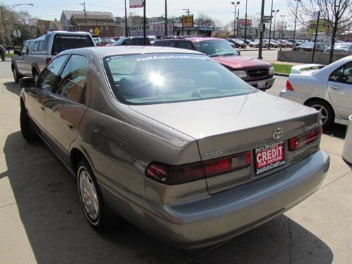 Toyota Camry 1998 photo 1