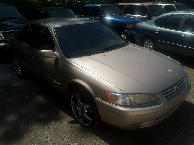 Toyota Camry X Sedan