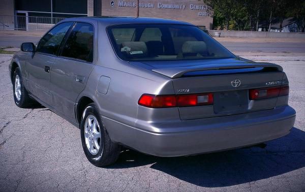 Toyota Camry 1998 photo 2