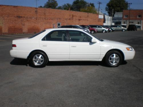 Toyota Camry 1998 photo 3