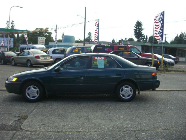 Toyota Camry X Sedan