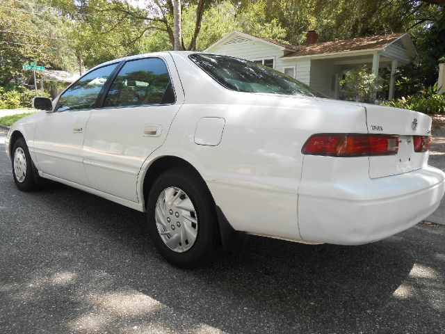 Toyota Camry 1998 photo 3