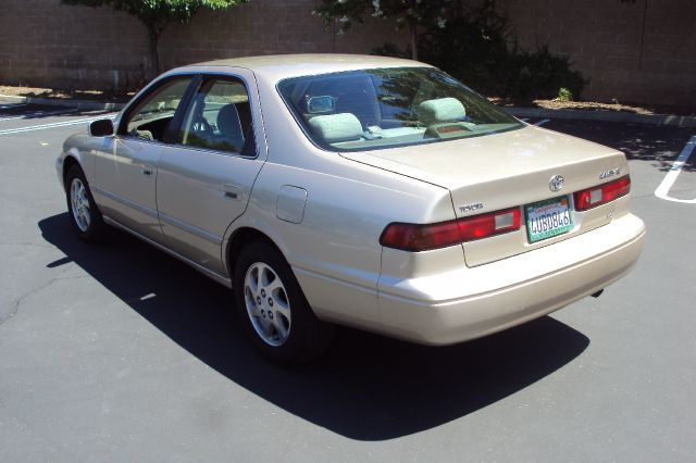 Toyota Camry 1999 photo 3