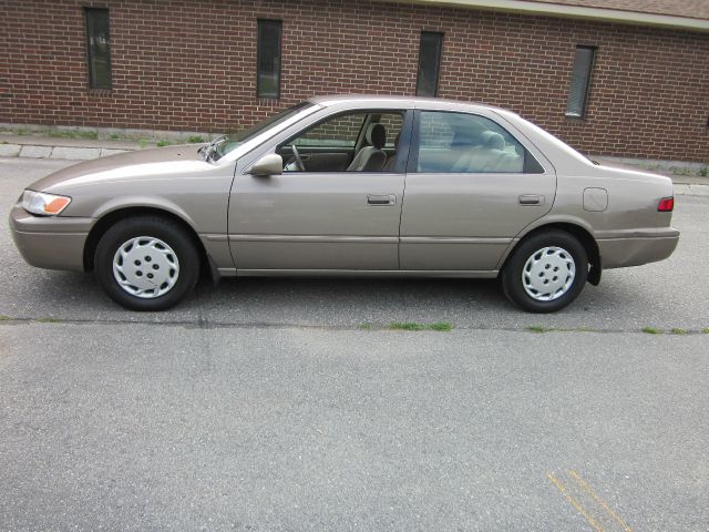 Toyota Camry 1999 photo 3