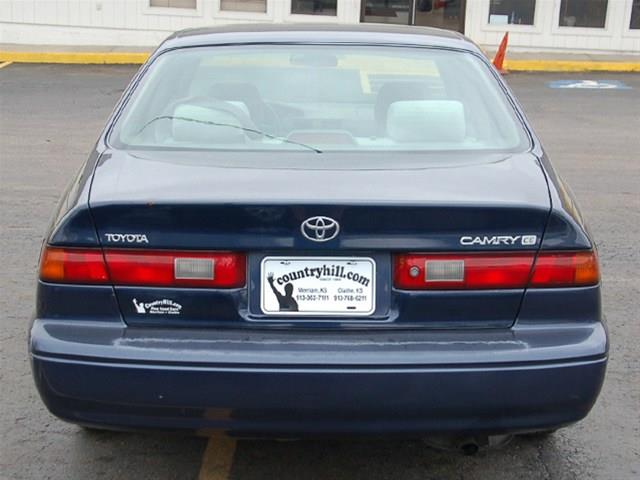 Toyota Camry 1999 photo 2