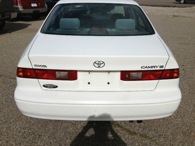 Toyota Camry 1999 photo 9