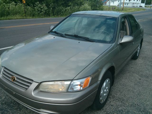 Toyota Camry 1999 photo 2