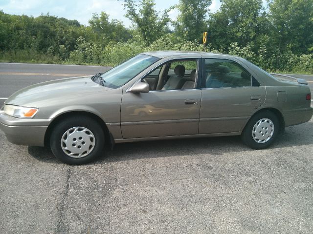 Toyota Camry 1999 photo 3
