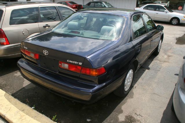 Toyota Camry 1999 photo 1