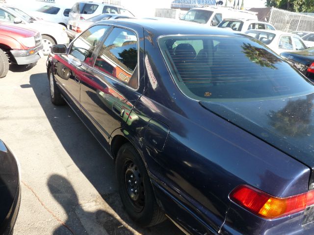 Toyota Camry 1999 photo 1