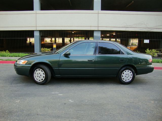Toyota Camry X Sedan