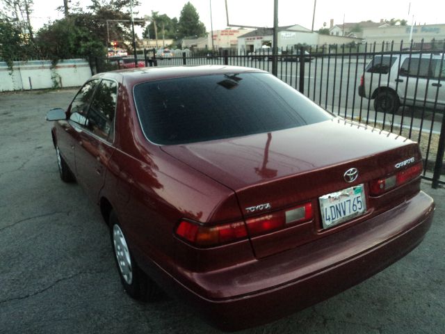 Toyota Camry 1999 photo 2