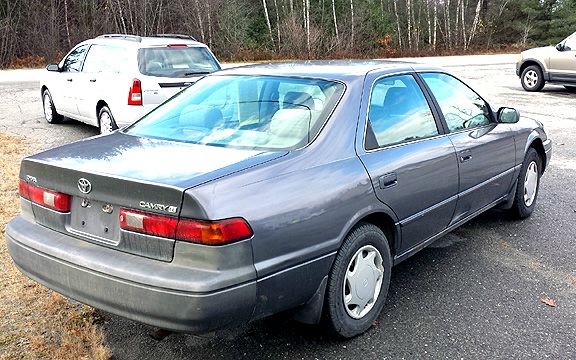 Toyota Camry 1999 photo 1