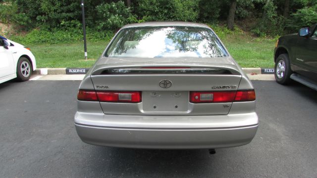 Toyota Camry Enthusiast 2D Roadster Sedan