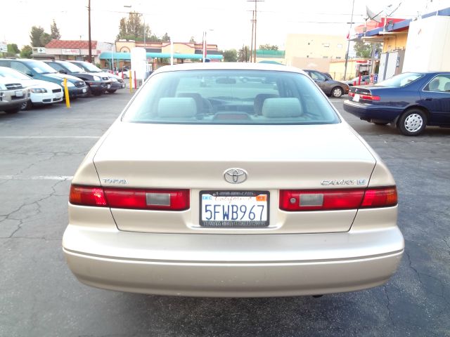 Toyota Camry 1999 photo 2