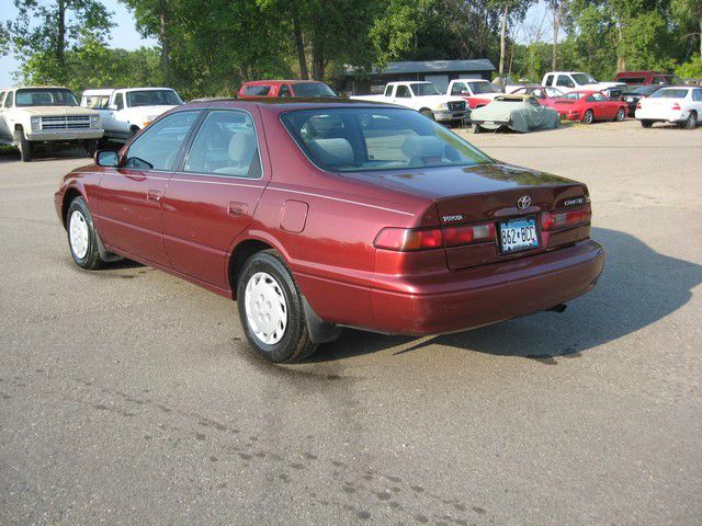 Toyota Camry 1999 photo 1