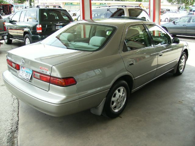 Toyota Camry 1999 photo 2