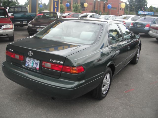 Toyota Camry 1999 photo 2
