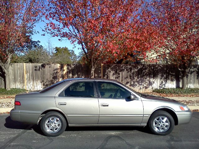 Toyota Camry 1999 photo 2