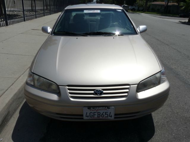 Toyota Camry 1999 photo 2