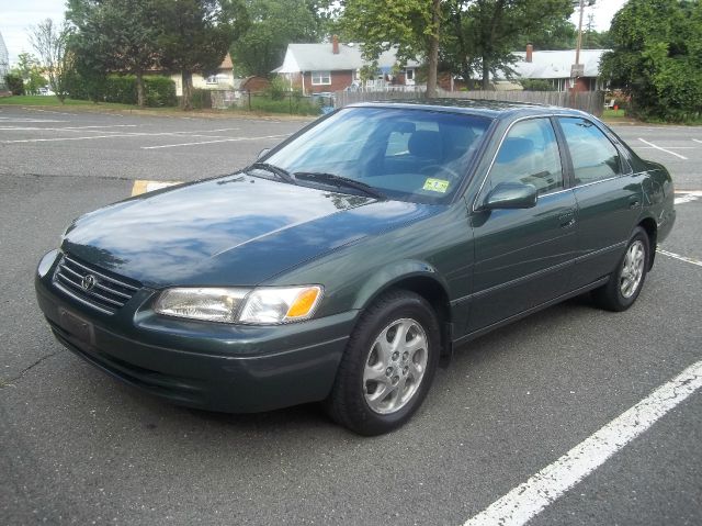 Toyota Camry 1999 photo 1