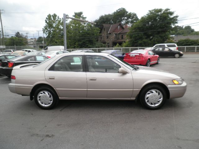 Toyota Camry 1999 photo 3